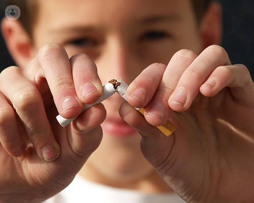 tratamiento-y-beneficios-de-dejar-de-fumar imagen de artículo