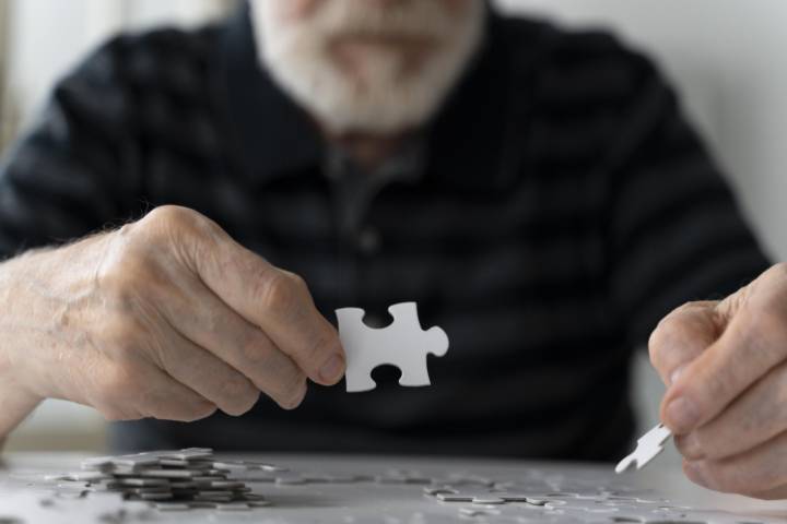 enfermedad-alzheimer-forma-comun-demencia-adultos-mayores imagen de artículo