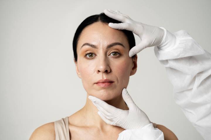 que-debes-saber-antes-de-someterte-a-un-lifting-facial imagen de artículo