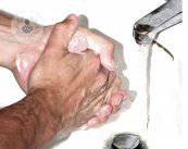 compulsion-de-lavarse-las-manos-provocada-por-obsesion-de-limpieza