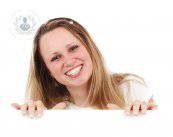 sonrisa-blanca-con-blanquemiento-dental