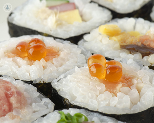 sushi-sashimi-alimentos-anisakis-pescado-poco-cocinado-o-crudo