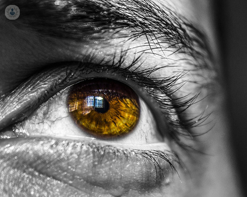 Terapia de las enfermedades de la retina: inyecciones oculares de fármacos antiangiogénicos