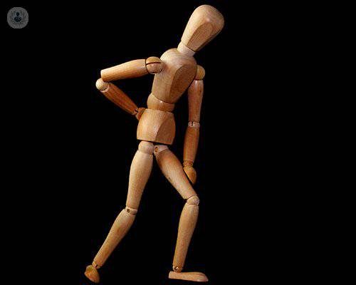 muneco-cirugia-de-columna-minimamente-invasiva