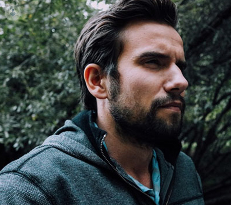 hombre-con-pelo-estupendo