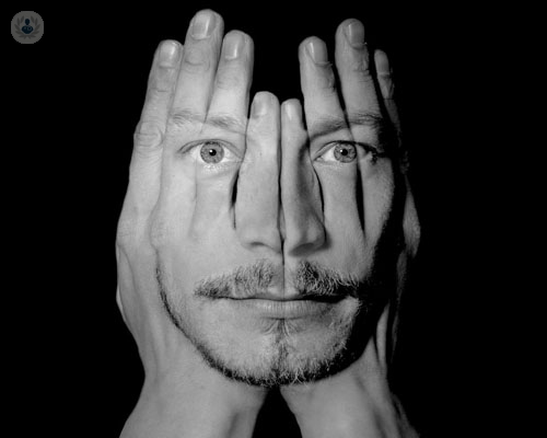 trastorno-esquizofrenia-psiquiatria-hombre