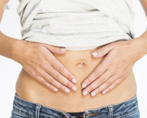 mujer-dolorida-barriga-menstruacion