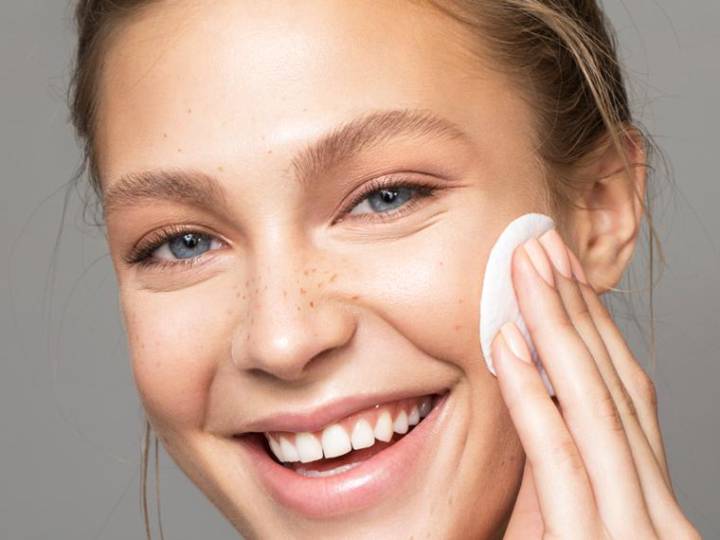 los-efectos-negativos-en-la-piel-por-la-navidad imagen de artículo