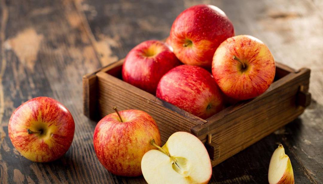 Beneficios de consumir manzana