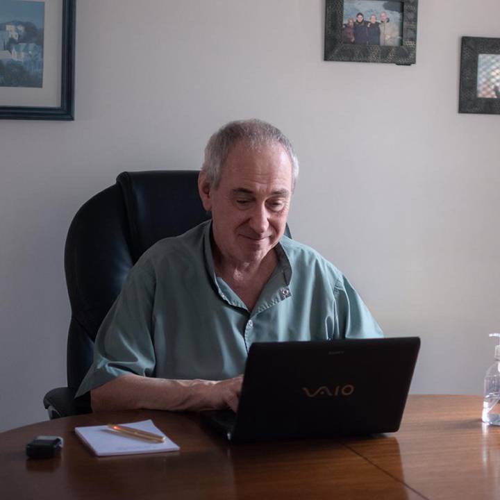 Dr. Salvador Oscar Giganti 